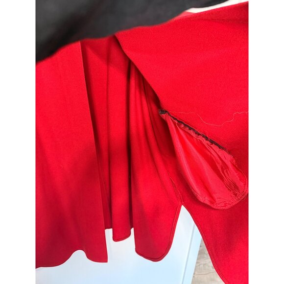 Vintage Dani Colby Swing Cape Red with faux Black Leather Trim One Size - Picture 5 of 6